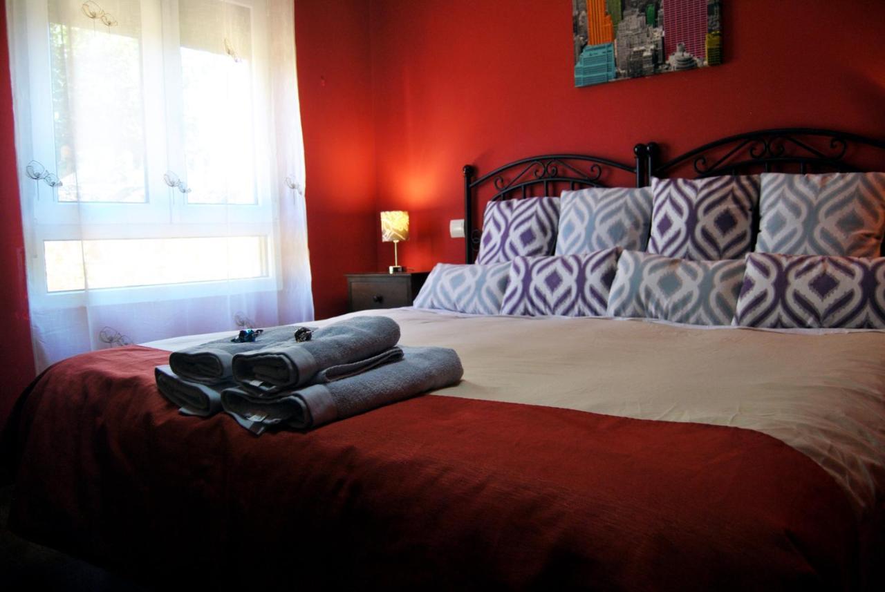 Apartahotel Rural Collarubio Luxury Collado Mediano Exterior photo
